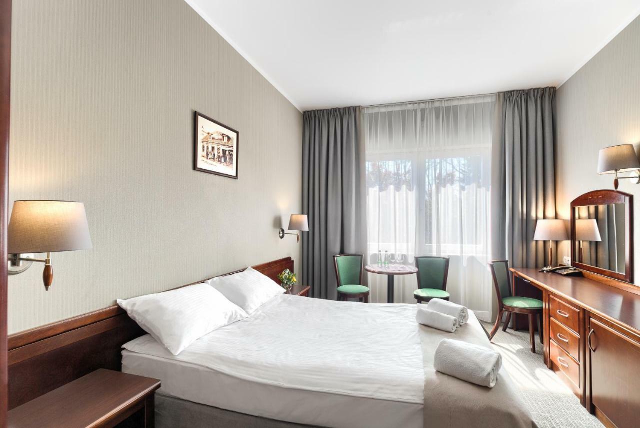 Hotel Olympic Wronki  Extérieur photo